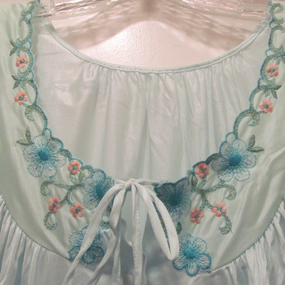 Vintage NEW Gossard Artemis Nightgown Light Aqua Blue Floral Embroidery